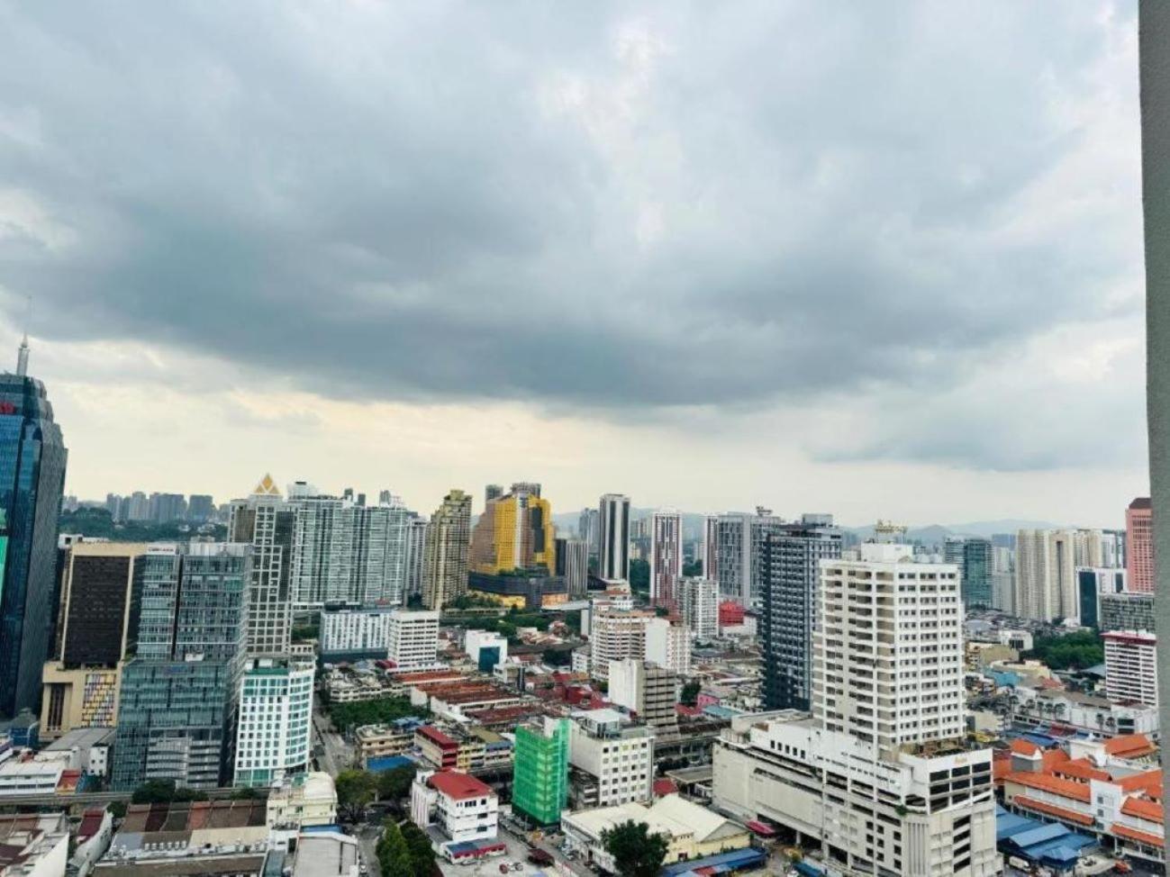 Apartament The Luxe Colony Klcc By Sky Pool Kuala Lumpur Zewnętrze zdjęcie