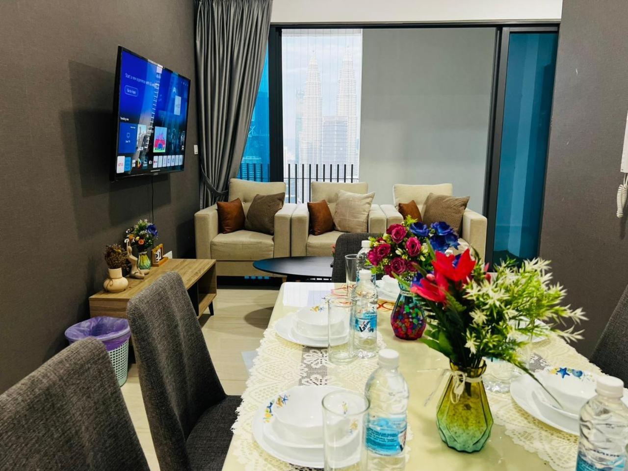 Apartament The Luxe Colony Klcc By Sky Pool Kuala Lumpur Zewnętrze zdjęcie