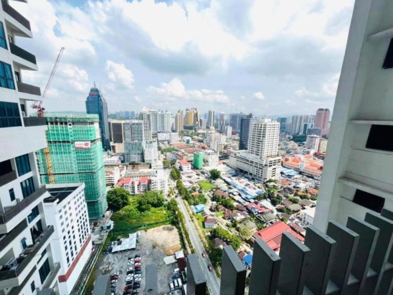 Apartament The Luxe Colony Klcc By Sky Pool Kuala Lumpur Zewnętrze zdjęcie