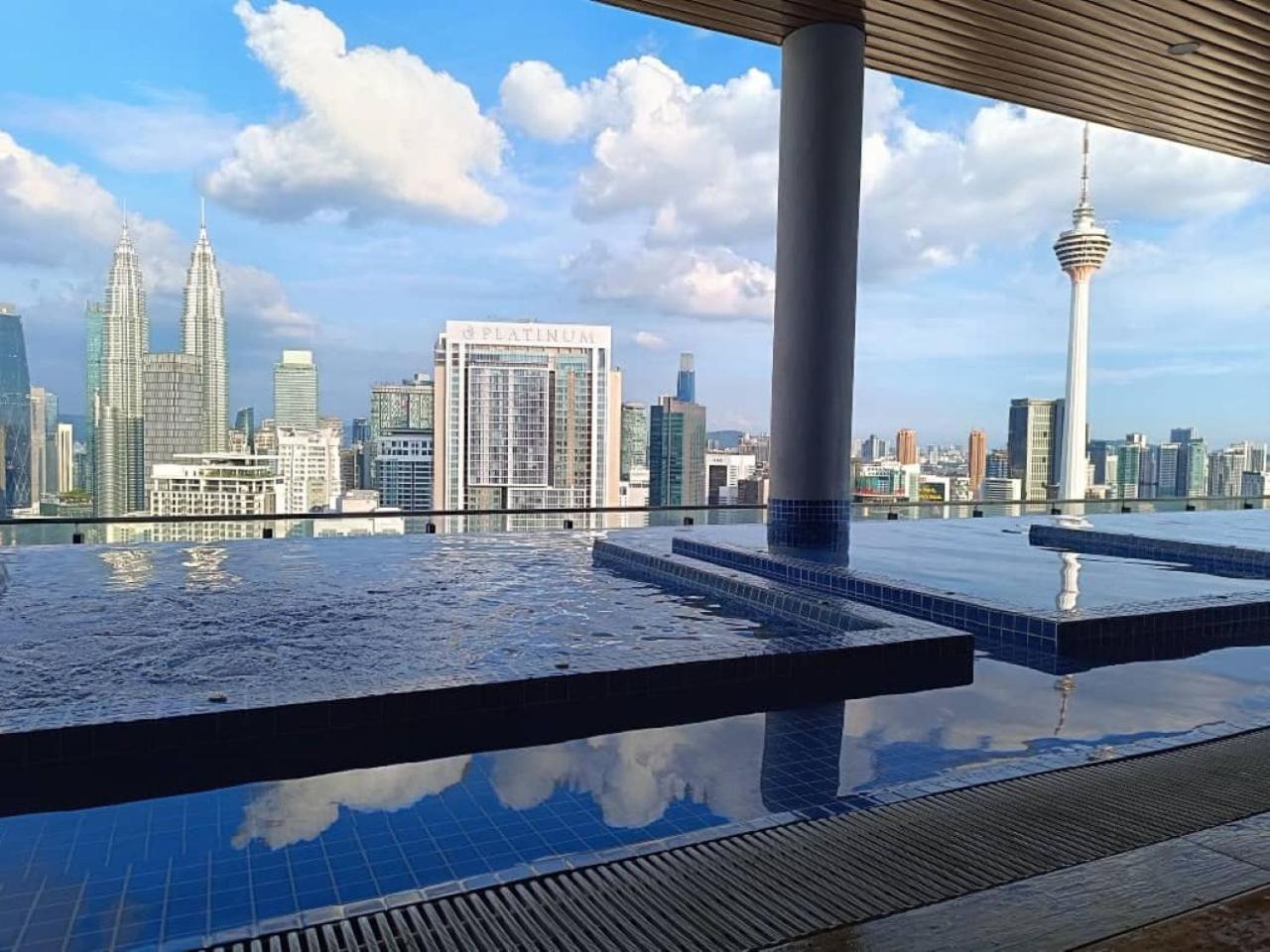 Apartament The Luxe Colony Klcc By Sky Pool Kuala Lumpur Zewnętrze zdjęcie